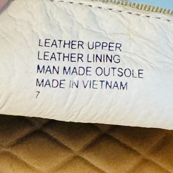 Birdies Shoes Womens 7 Gold Leather Slip On Loafers Flats Swift Casual Comfort - Picture 8 of 10